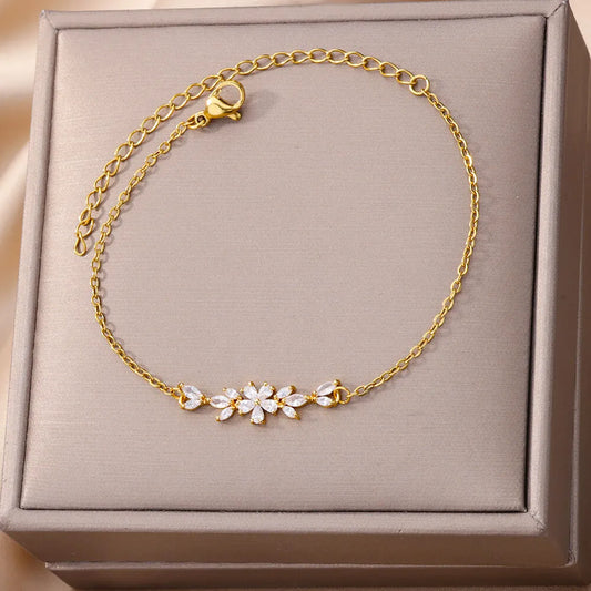 Elegant and delicate bracelets - Silver and Gold